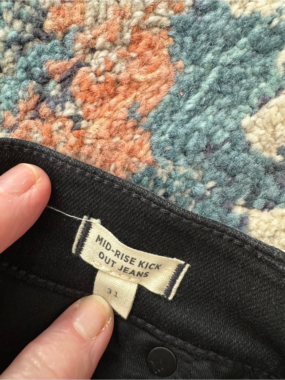 Madewell Mid-Rise Kick Out Jeans - Picture 4 of 4
